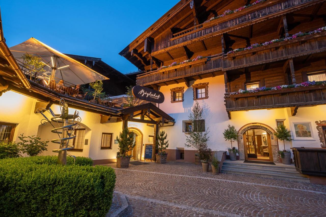 Der Boeglerhof - Pure Nature Spa Resort 阿尔卑巴赫 外观 照片
