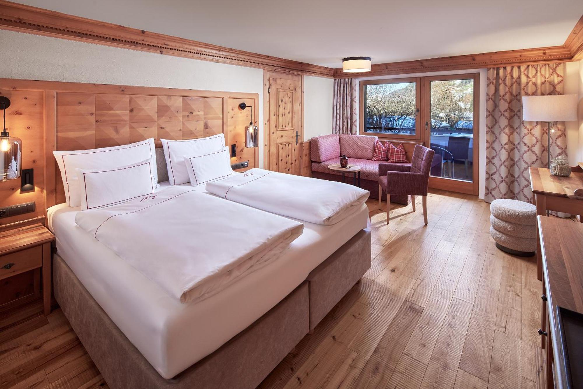 Der Boeglerhof - Pure Nature Spa Resort 阿尔卑巴赫 外观 照片