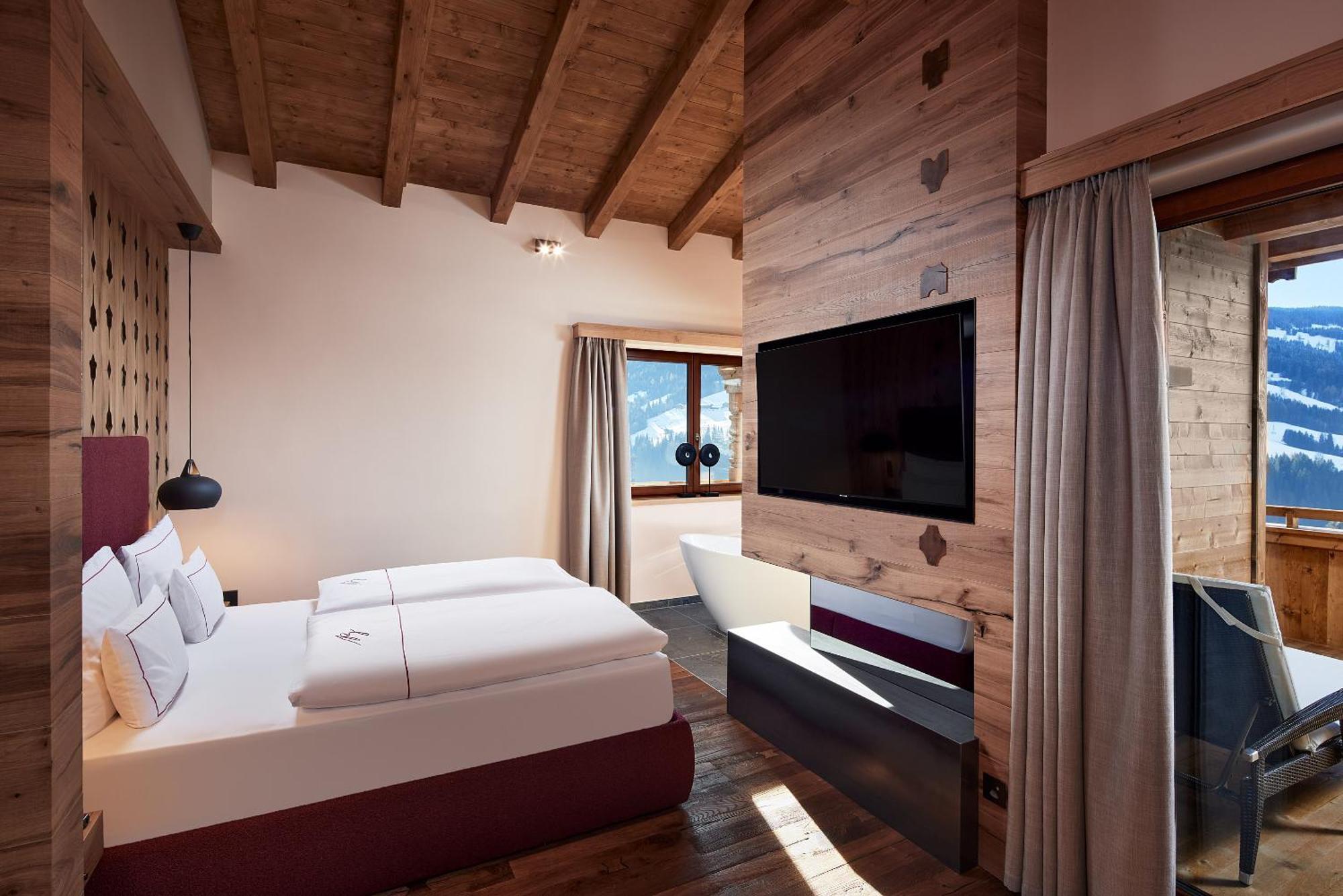 Der Boeglerhof - Pure Nature Spa Resort 阿尔卑巴赫 外观 照片