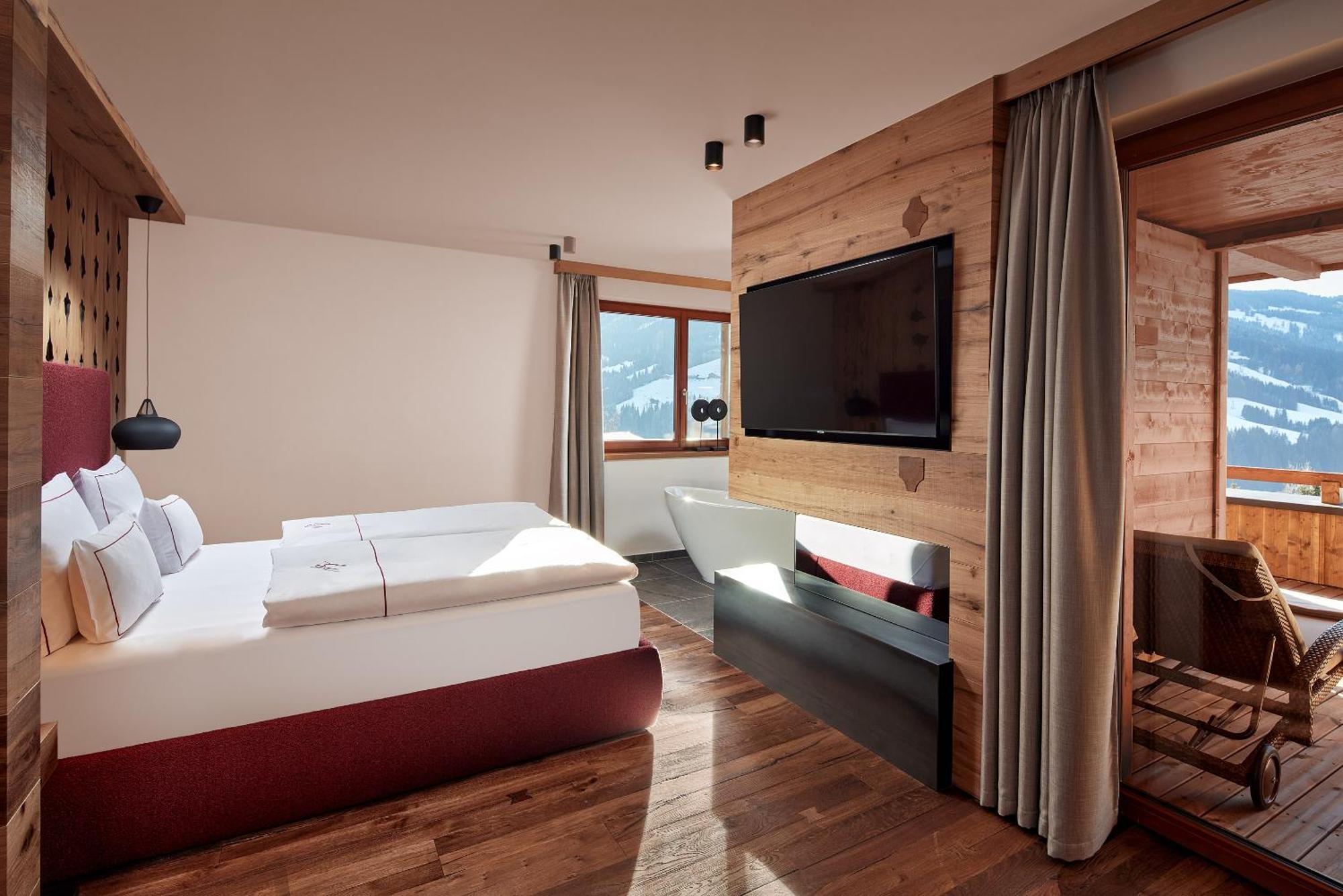 Der Boeglerhof - Pure Nature Spa Resort 阿尔卑巴赫 外观 照片
